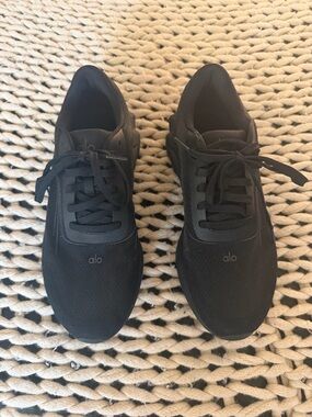 ALO Yoga ALO Runner - Black/Black